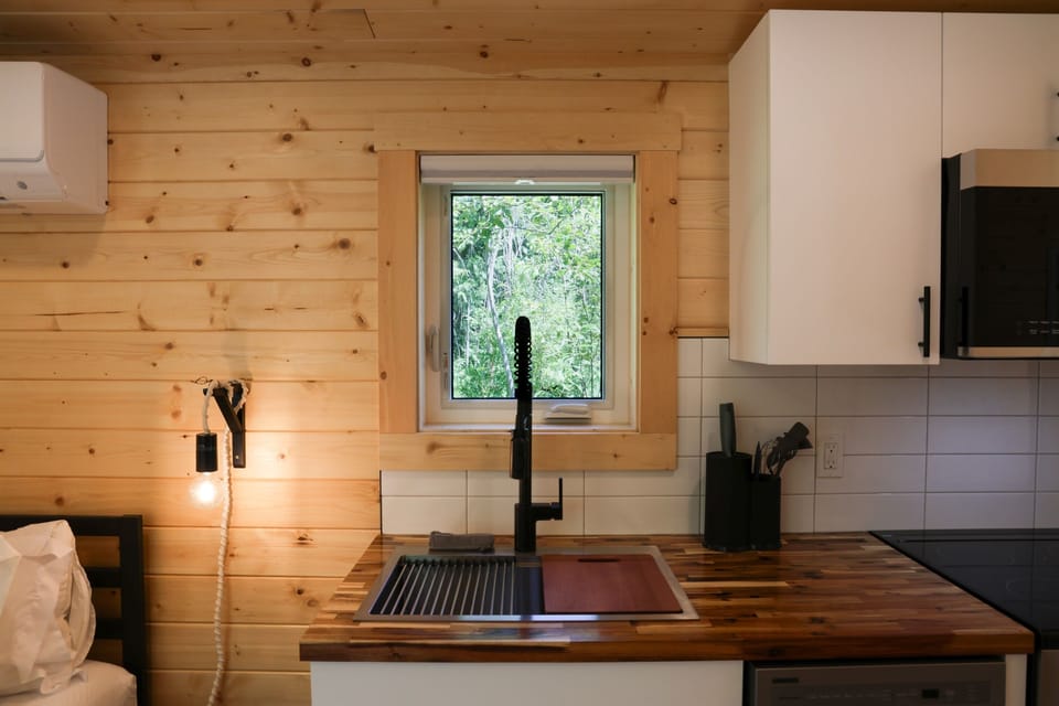 Cook, clean, and take in the nature views