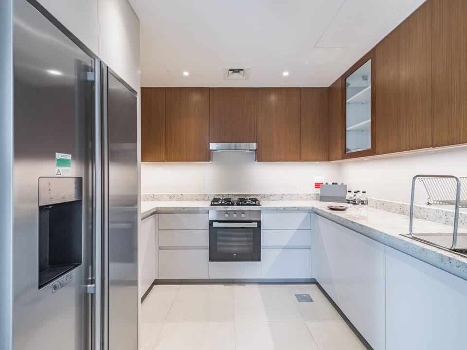 Luxury Apartment, Balcony, City View | Private kitchen | Espresso maker, electric kettle