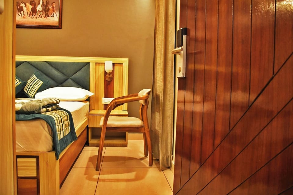 Luxury Room | Free WiFi