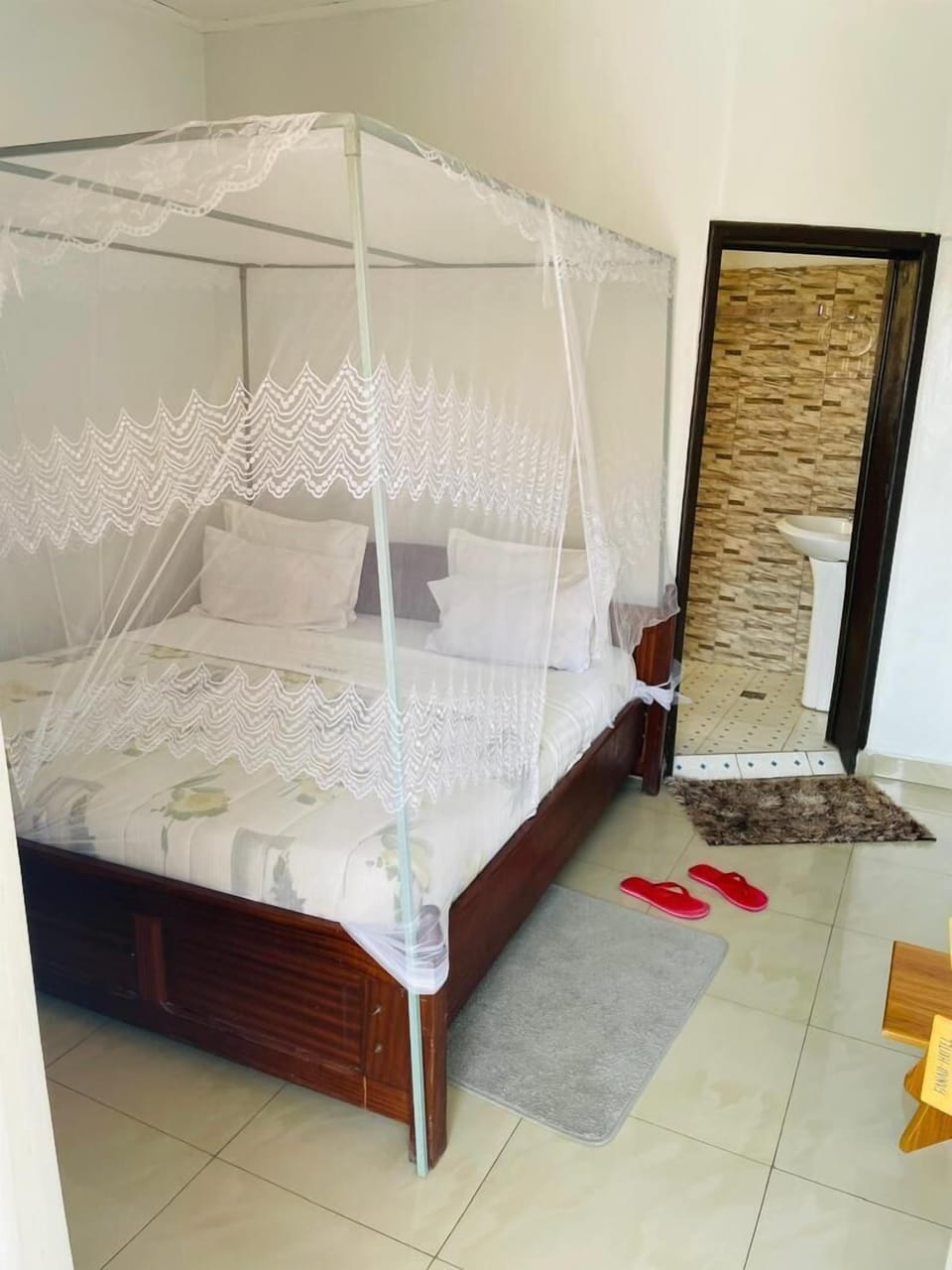 Deluxe Single Room, Balcony, Partial Lake View | Premium bedding, desk, laptop workspace, blackout drapes