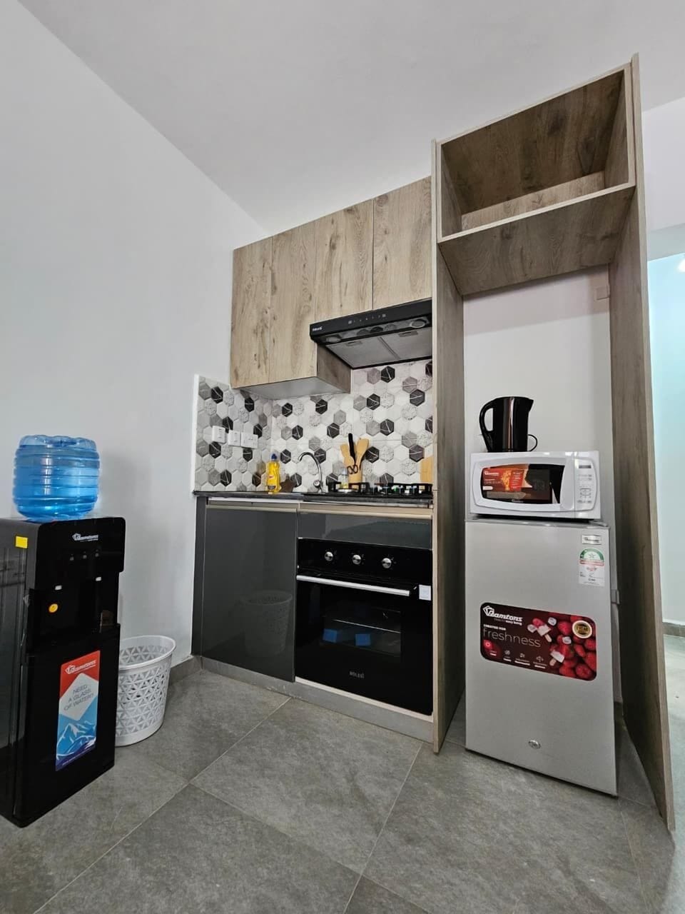 Apartment, Balcony, City View | Private kitchen