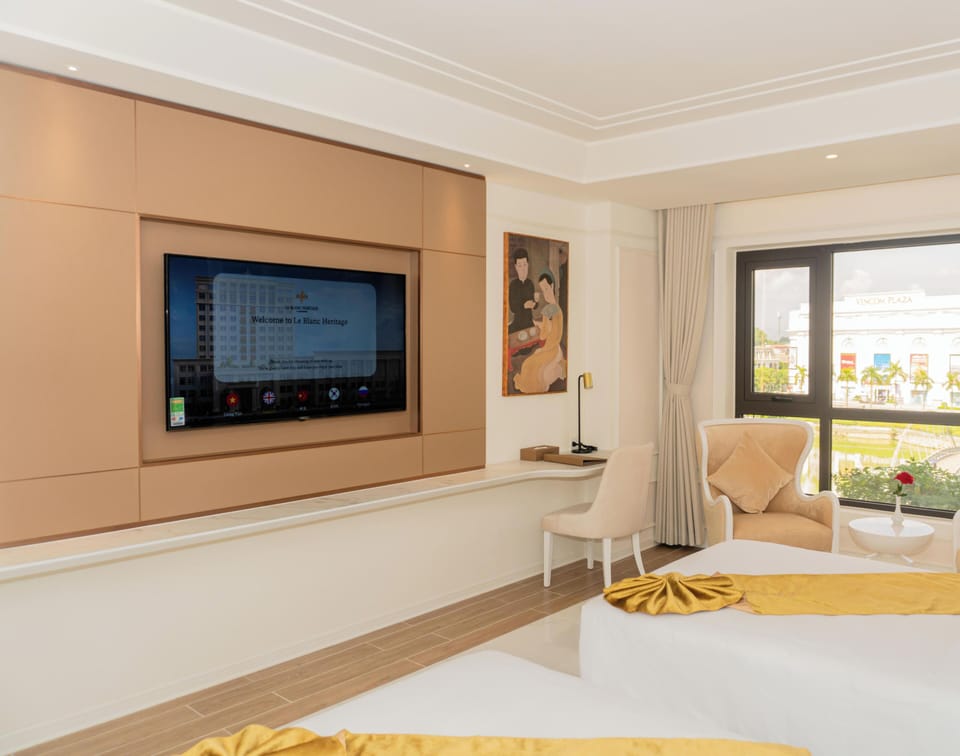 Junior Twin Room | Premium bedding, pillowtop beds, minibar, in-room safe