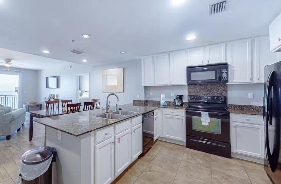 Condo, Multiple Beds (Sterling Breeze 1207) | Private kitchen | Oven, toaster, cookware/dishes/utensils
