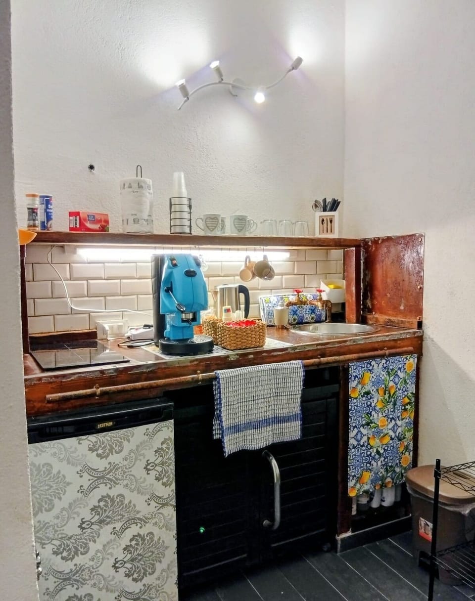 Family Apartment, Patio | Private kitchen | Espresso maker, coffee/tea maker, electric kettle