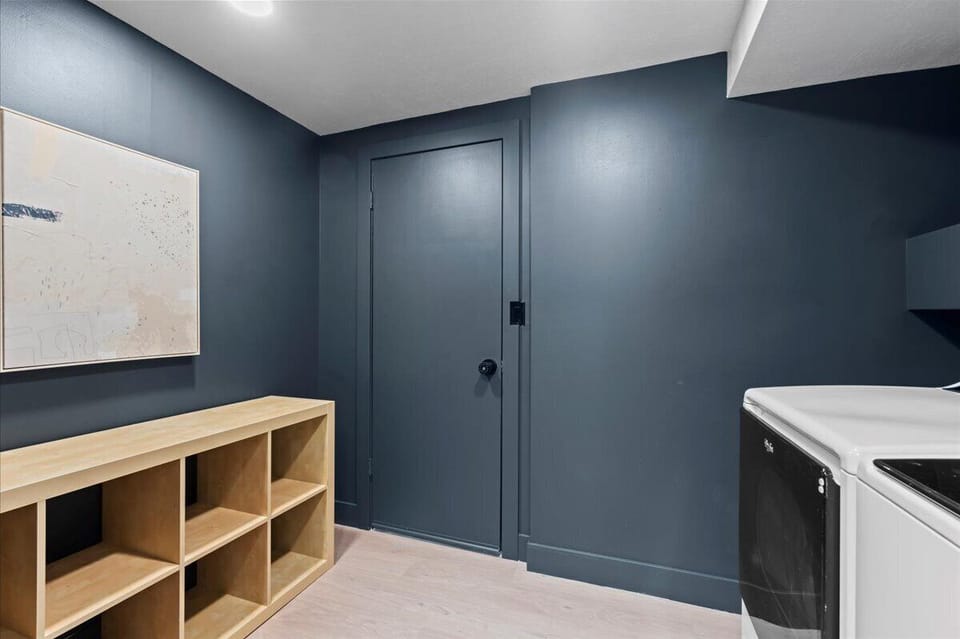 Laundry room basement