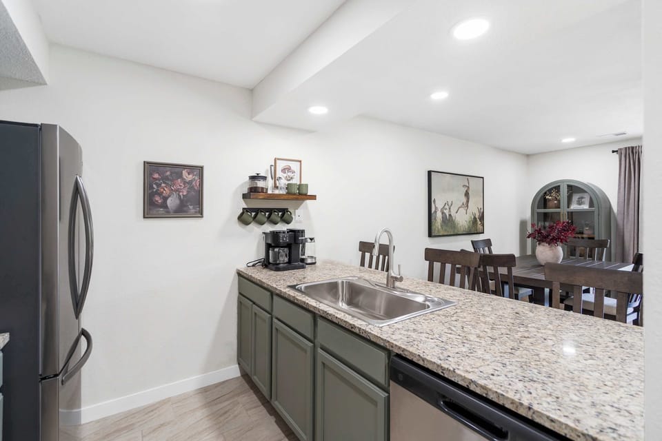 Condo, Multiple Beds, Patio, Garden View (Leisure Nest Escape) | Private kitchen | Fridge, microwave, oven, stovetop