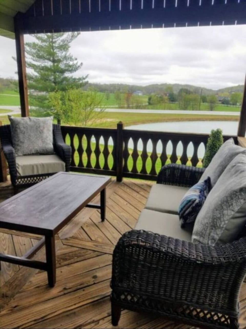 Covered Back Patio with View of Lake
