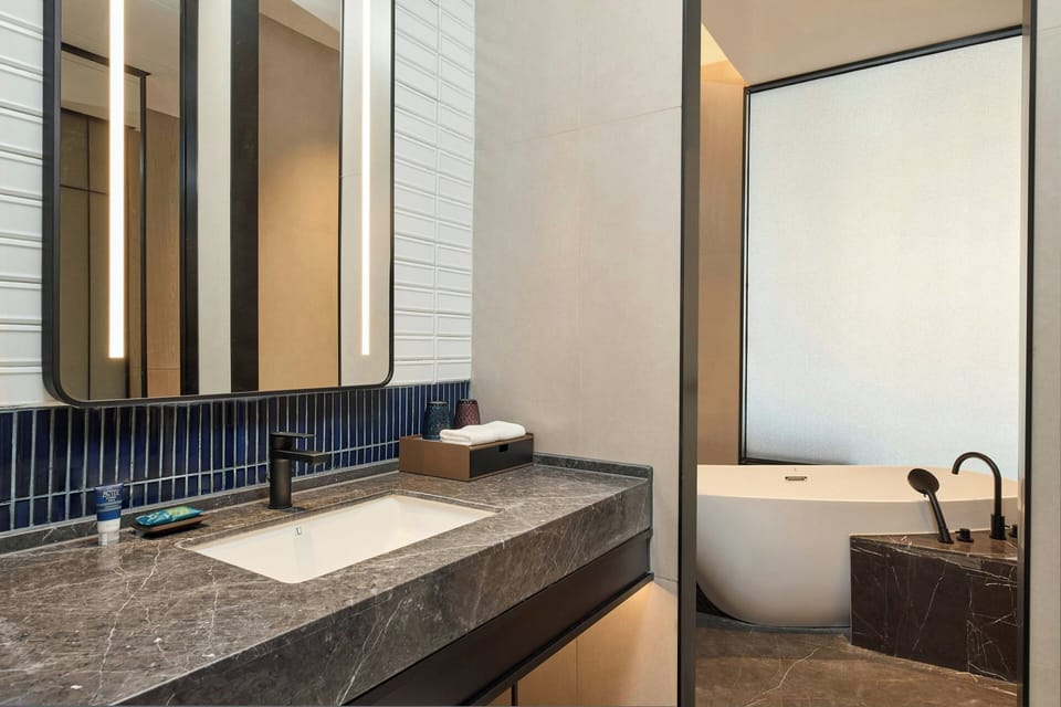 Shower, hair dryer, bathrobes, slippers