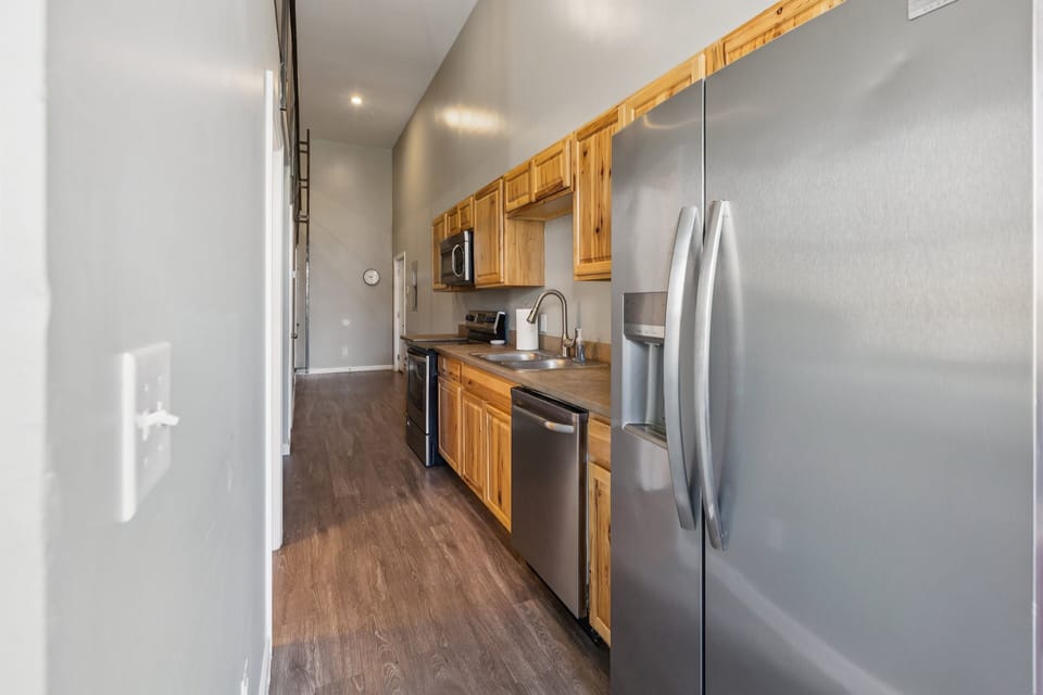 Apartment, 3 Bedrooms | Private kitchen | Fridge, oven, coffee/tea maker