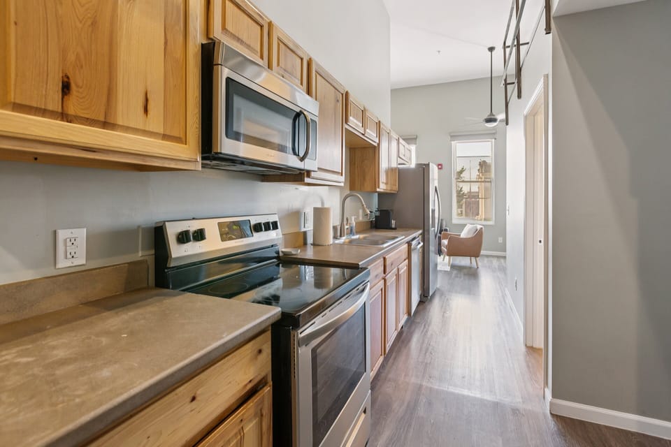 Apartment, 3 Bedrooms | Private kitchen | Fridge, oven, coffee/tea maker
