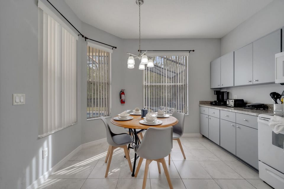 Cozy breakfast nook – perfect for quick bites before Disney