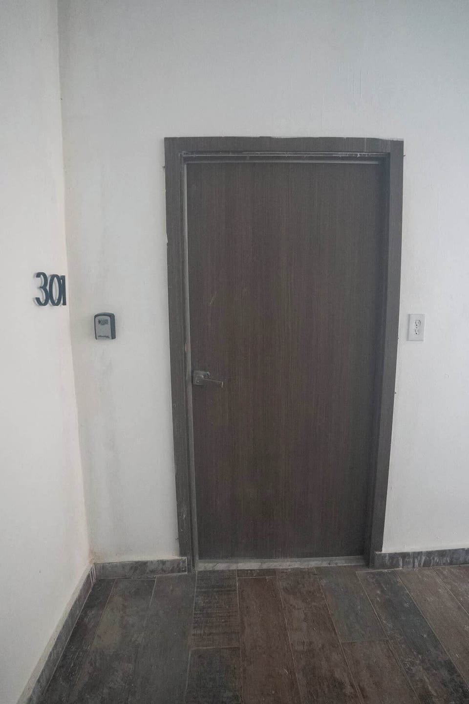 Easy-to-find entrance with convenient self check-in access.