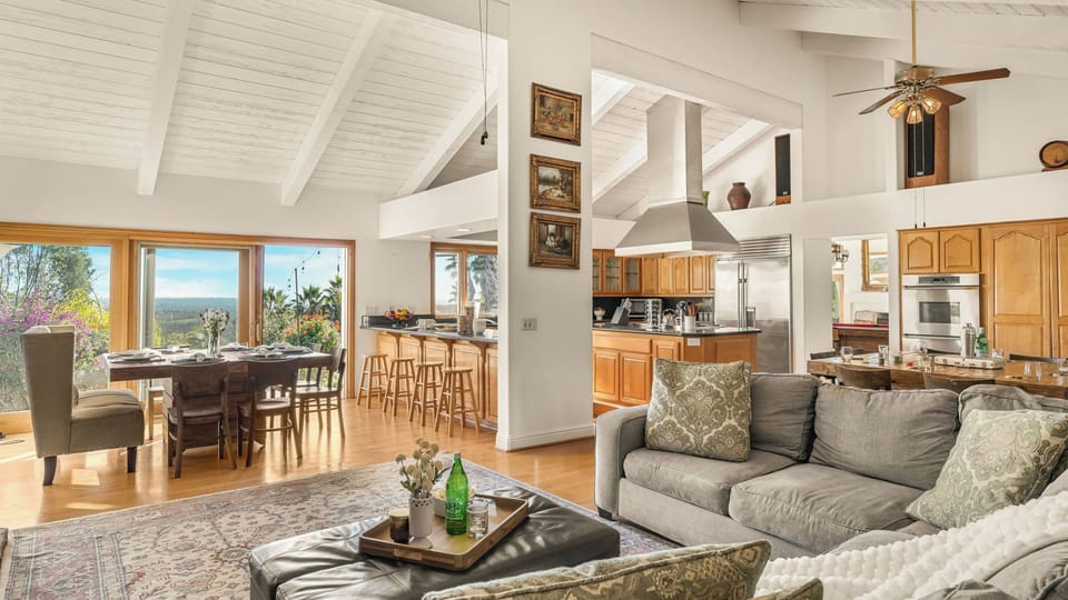 Villa (Multiple Bedrooms) | Interior