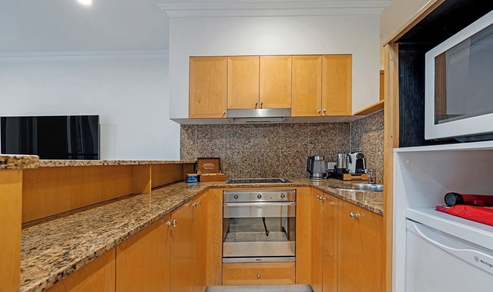Functional kitchen for light cooking