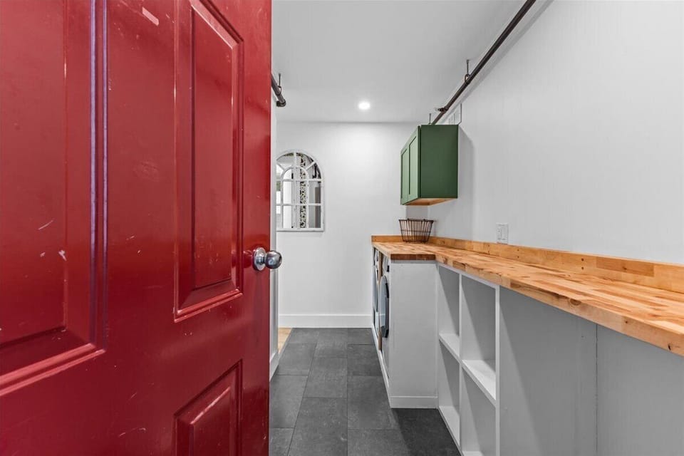 Stylish & Unique 2BR Stowe Condo: Newly Renovated! (6096)