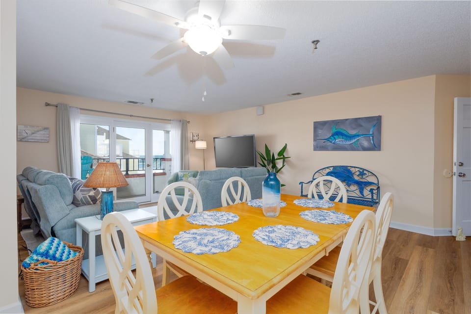 Ocean views from dining area!