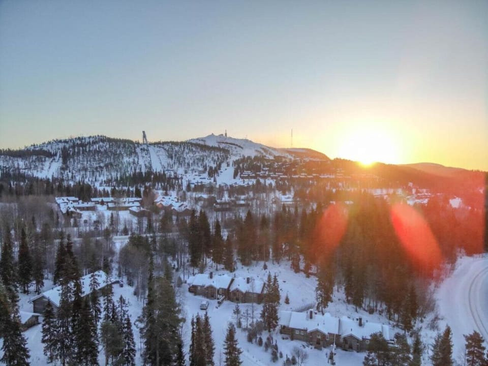 You’ll also find excellent cross-country skiing tracks, snowshoeing routes, and opportunities for snowmobiling or even husky and reindeer safaris—making winter here truly magical.