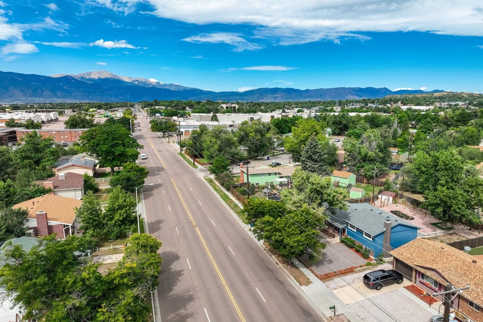 Enjoy your home away from home in beautiful Colorado Springs at this perfect home base