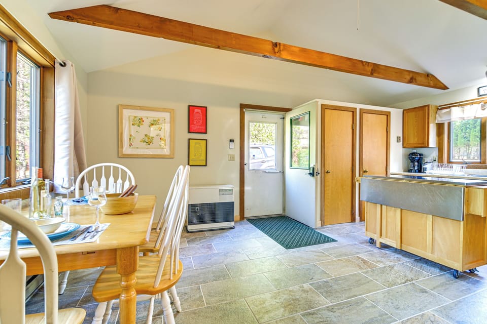 House (2 Bedrooms) | Interior
