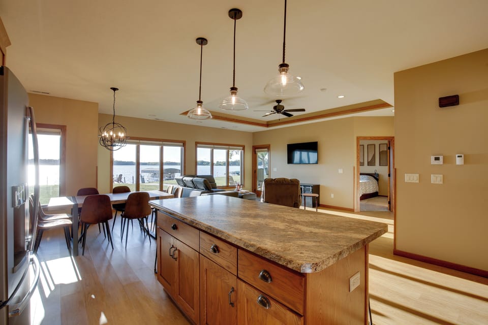 House (2 Bedrooms) | Interior