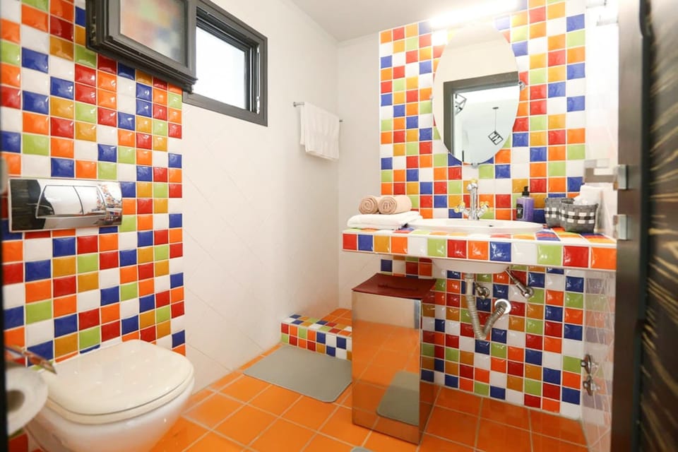 Bathroom 3: full bathroom with shower