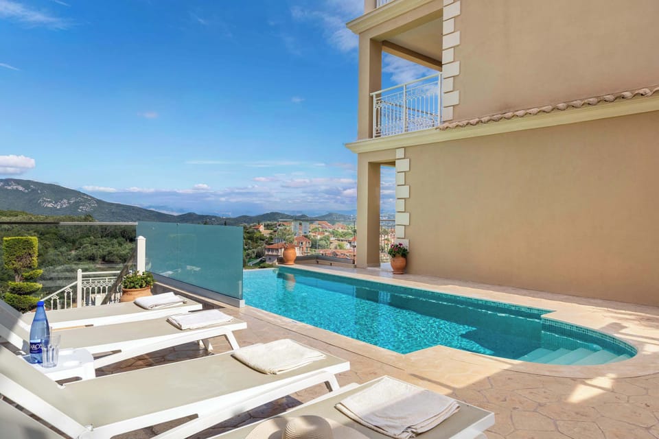 Infinity Pool Overlooking Endless Valley and Blue Horizon
A stunning pool blending into the landscape — swim with sweeping views across lush hills and distant mountains as nature stretches out before you.