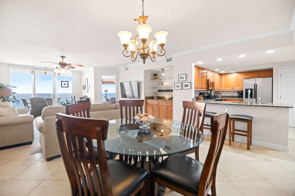 Sea Spray Unit 922 - Dining Room