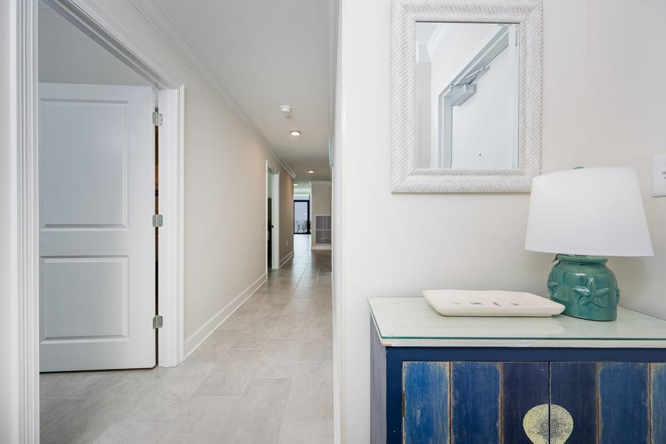 Condo, 4 Bedrooms | Interior