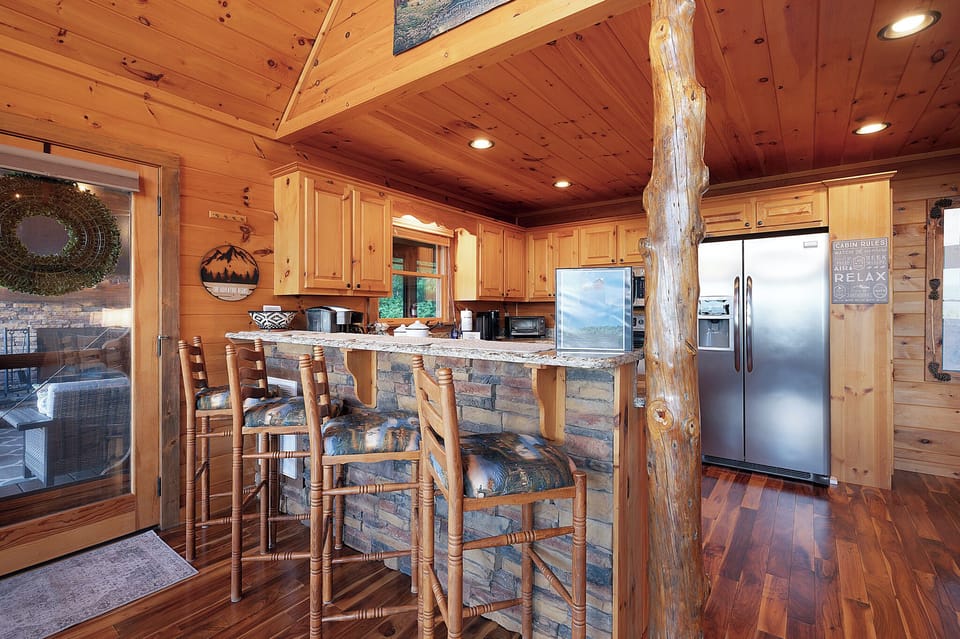 God's View - Entry Level Kitchen