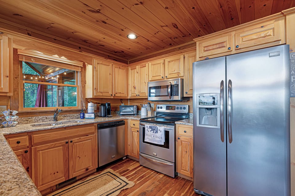 God's View - Entry Level Kitchen