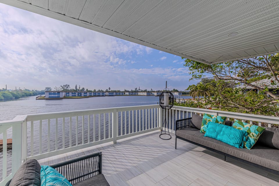 Covered patio waterfront view second floor