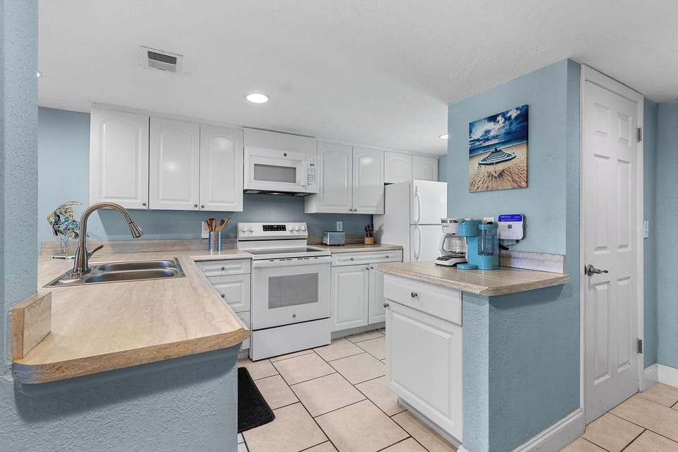 Kitchen has Everything You Need