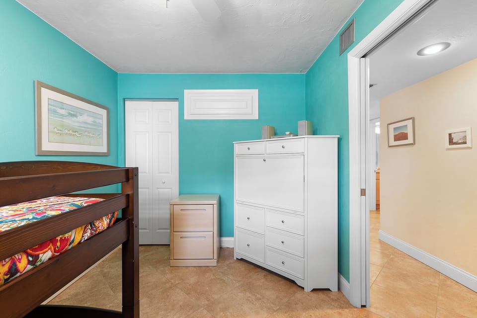 Twin/Twin Bunks