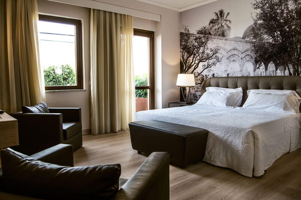 Deluxe Double or Twin Room | Premium bedding, down comforters, minibar, in-room safe