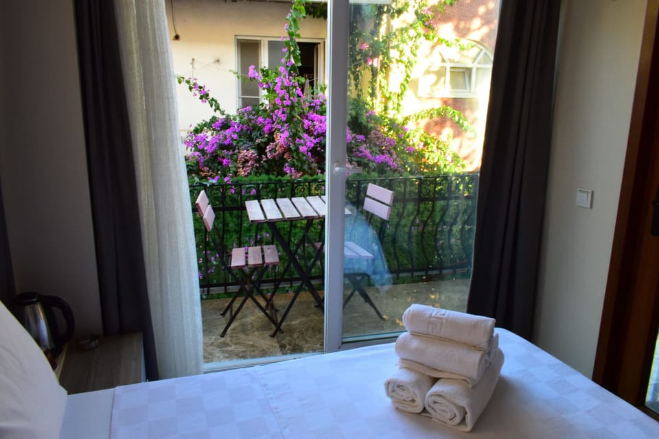 Deluxe Room | Premium bedding, free WiFi, bed sheets