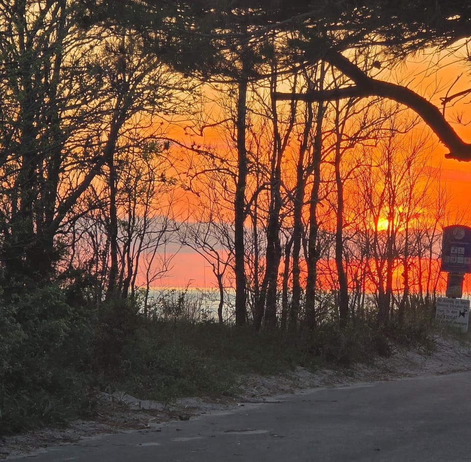 Sunset views just steps from the cottage along the Delaware Bay
