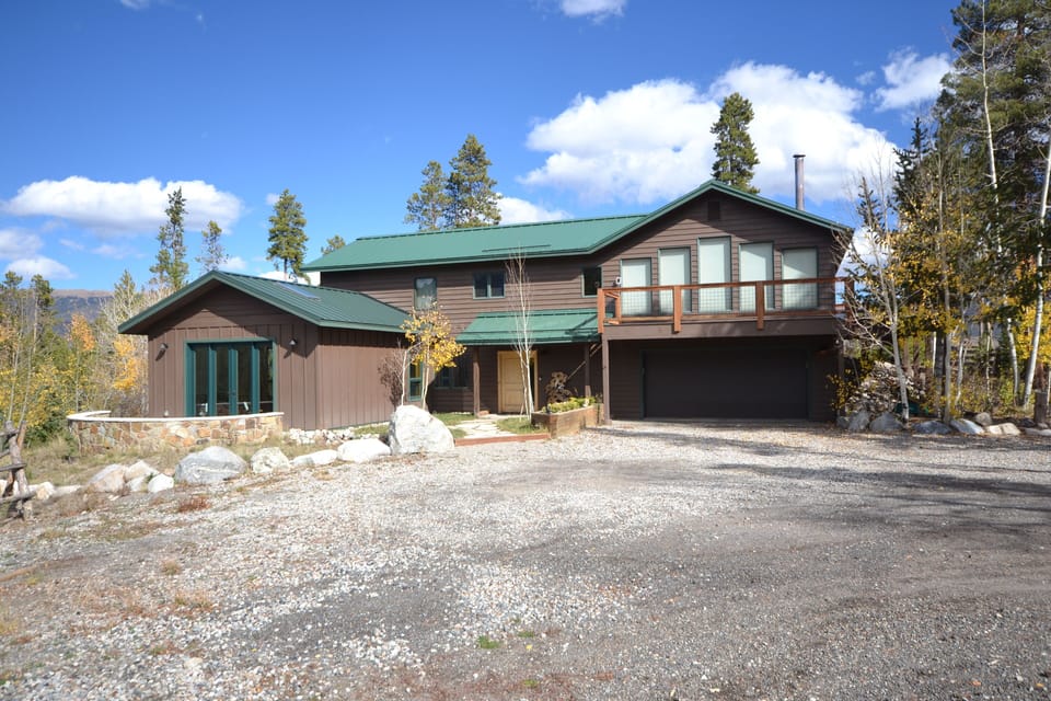 Exterior view of the front of the home.