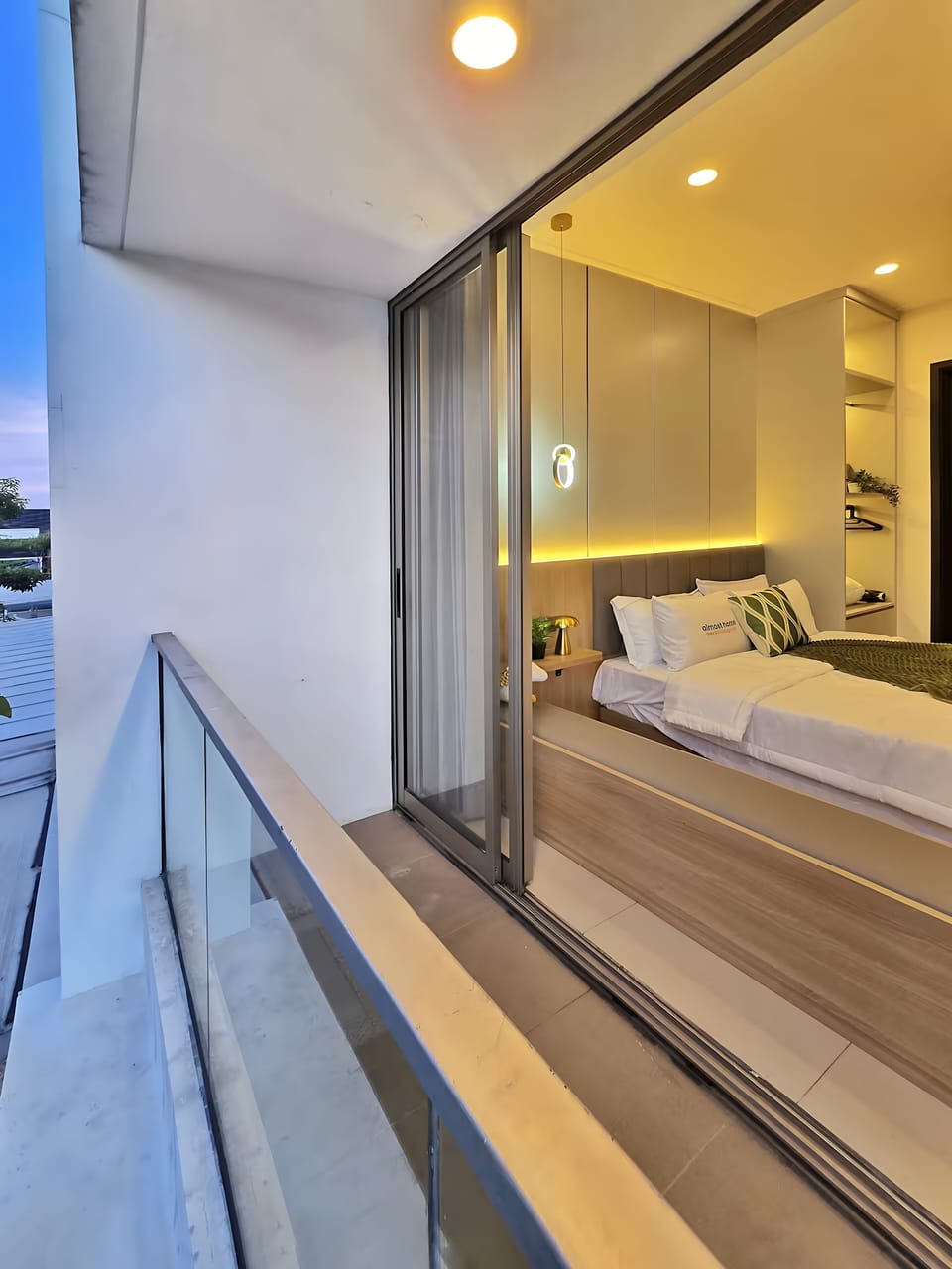 House, 3 Bedrooms | Iron/ironing board, WiFi (free), bed sheets