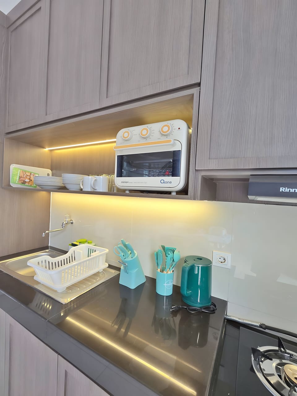 House, 3 Bedrooms | Private kitchen | Fridge, microwave, stovetop, rice cooker