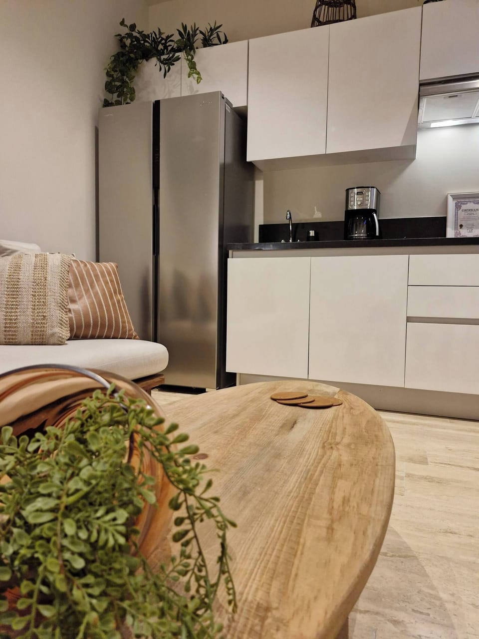 Apartment, 1 Bedroom, Balcony, Ocean View | Interior