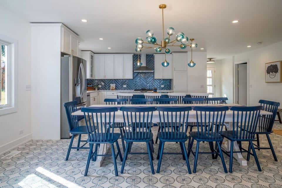 Open Dining Room and Kitchen Plan - Feed the whole family
