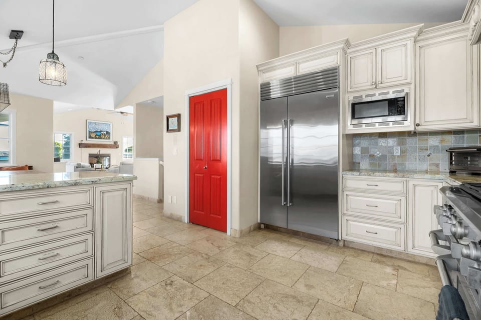 Kitchen - Top Floor