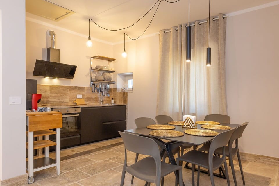 Dining Room, Kitchen