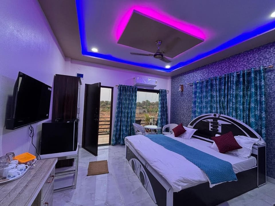 Deluxe Room | Free WiFi