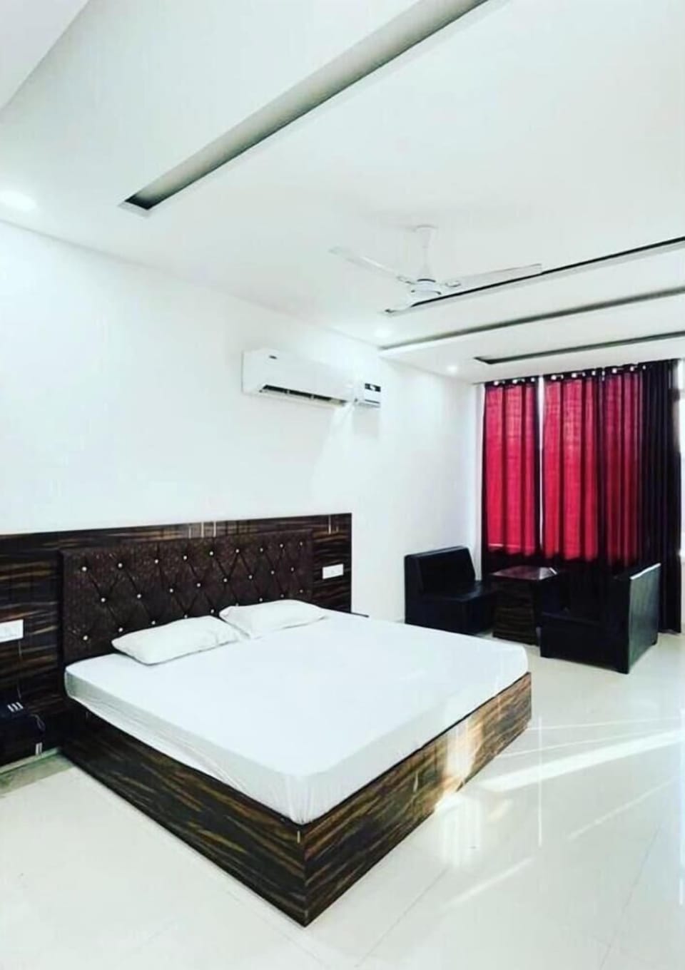 Deluxe Room | Desk, free WiFi, bed sheets
