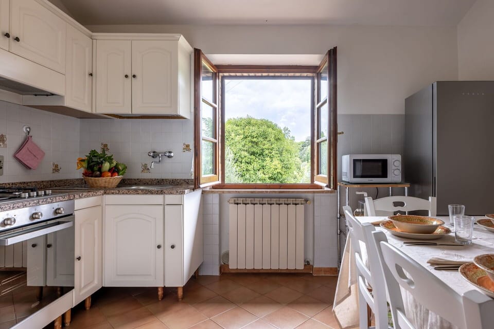 Autumn, Kitchen, Spring, Summer