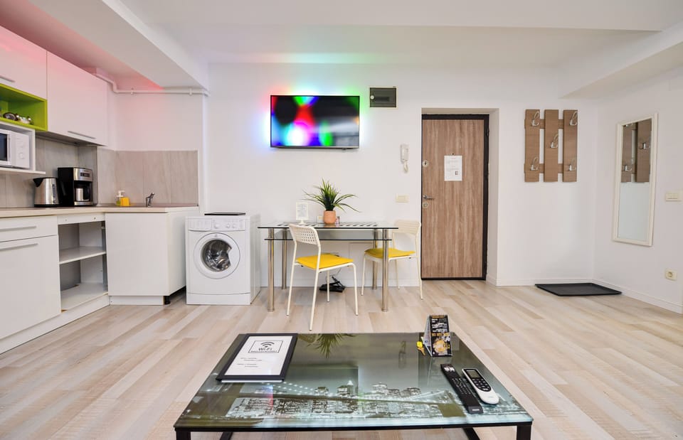 Luxury Apartment | Living room | 40-inch LCD TV with cable channels, Netflix, streaming services