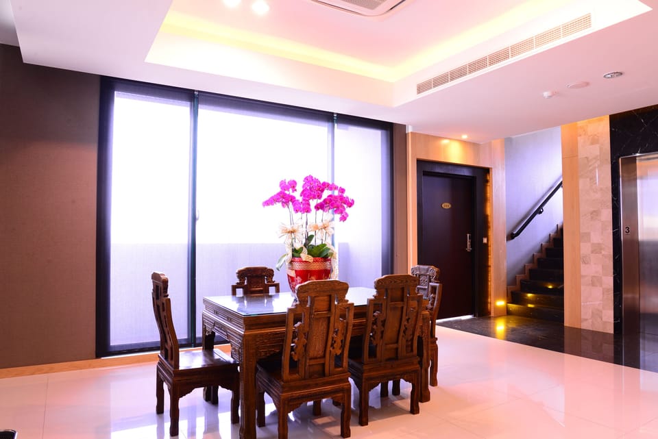 Yunlin Business Hotel Bed and Breakfast in Taiwan, Province of China