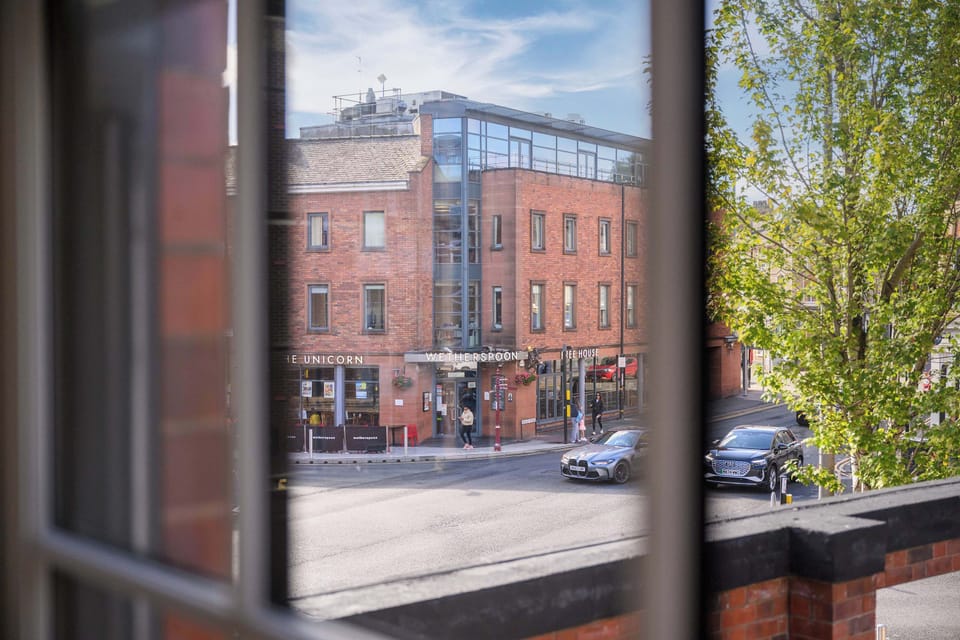 Perfect location for the vibrant market town of Altrincham