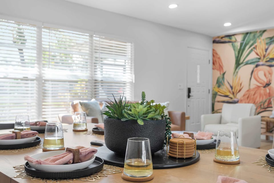 Dining room table